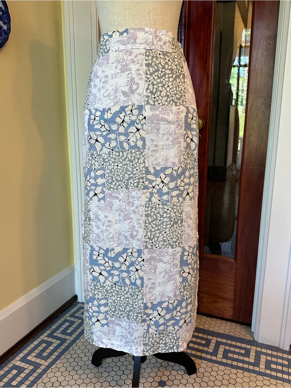 Nicole Miller New York | 100% Linen Patchwork Print Floral Maxi Skirt, Size M